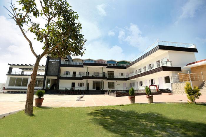 Nauka Hills Resort Clement Town Ngoại thất bức ảnh
